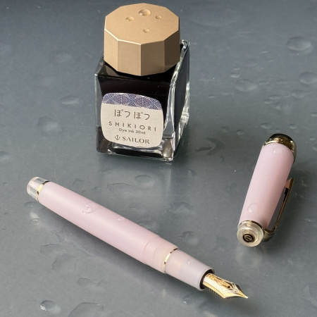 Ручка перьевая SAILOR PRO GEAR SLIM SOUND OF RAINFALL, GT 21K bicolor small, Winter rain/Светло-сиреневый