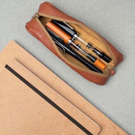 Пенал CLAIREFONTAINE AGE BAG PETITE OVALE, Marron/Коричневый