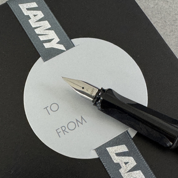 Набор LAMY SAFARI, Black/Черный (перьевая ручка + картриджи + чернила + конвертер)