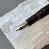 Ручка перьевая SAILOR SHIKIORI KUSA ASOBI, Gold IP still nib, Tsurubami/Коричневый