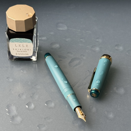 Ручка перьевая SAILOR PRO GEAR SLIM SOUND OF RAINFALL, GT 21K bicolor small, Summer rain/Бирюзовый