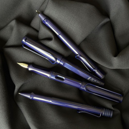 Ручка перьевая LAMY SAFARI, Dark dusk/Темно-синий