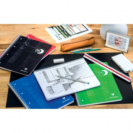 Тетрадь CLAIREFONTAINE STUDIUM на пружине, A4+, 90 г, Red/Красный
