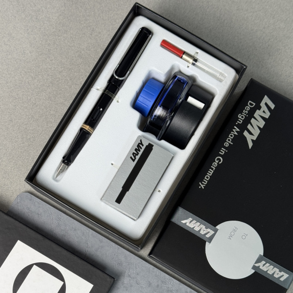 Набор LAMY SAFARI, Black/Черный (перьевая ручка + картриджи + чернила + конвертер)