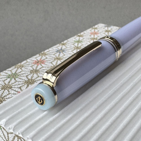 Набор SAILOR: перьевая ручка PRO GEAR SLIM JAPANESE SWEETS, Kohakuto/Светло-фиолетовый, GT 14K, + Чернила SHIKIORI, Souten