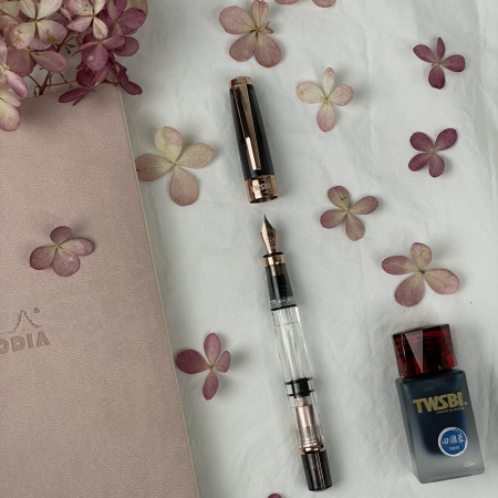 Ручка перьевая TWSBI DIAMOND 580 ROSE GOLD II, Smoke/Темно-серый