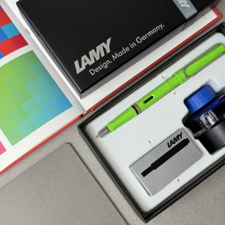 Набор LAMY SAFARI, Green/Зеленый (перьевая ручка + картриджи + чернила + конвертер)