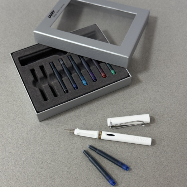 Набор LAMY SAFARI, White/Белый (перьевая ручка + картриджи)