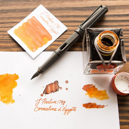 Чернила HERBIN PRESTIGE 1798, Coraline d'Egypte/Оранжевый с серебряными блестками