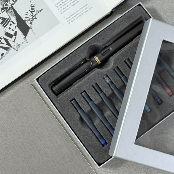 Набор LAMY SAFARI, Umbra/Умбра (перьевая ручка + картриджи)